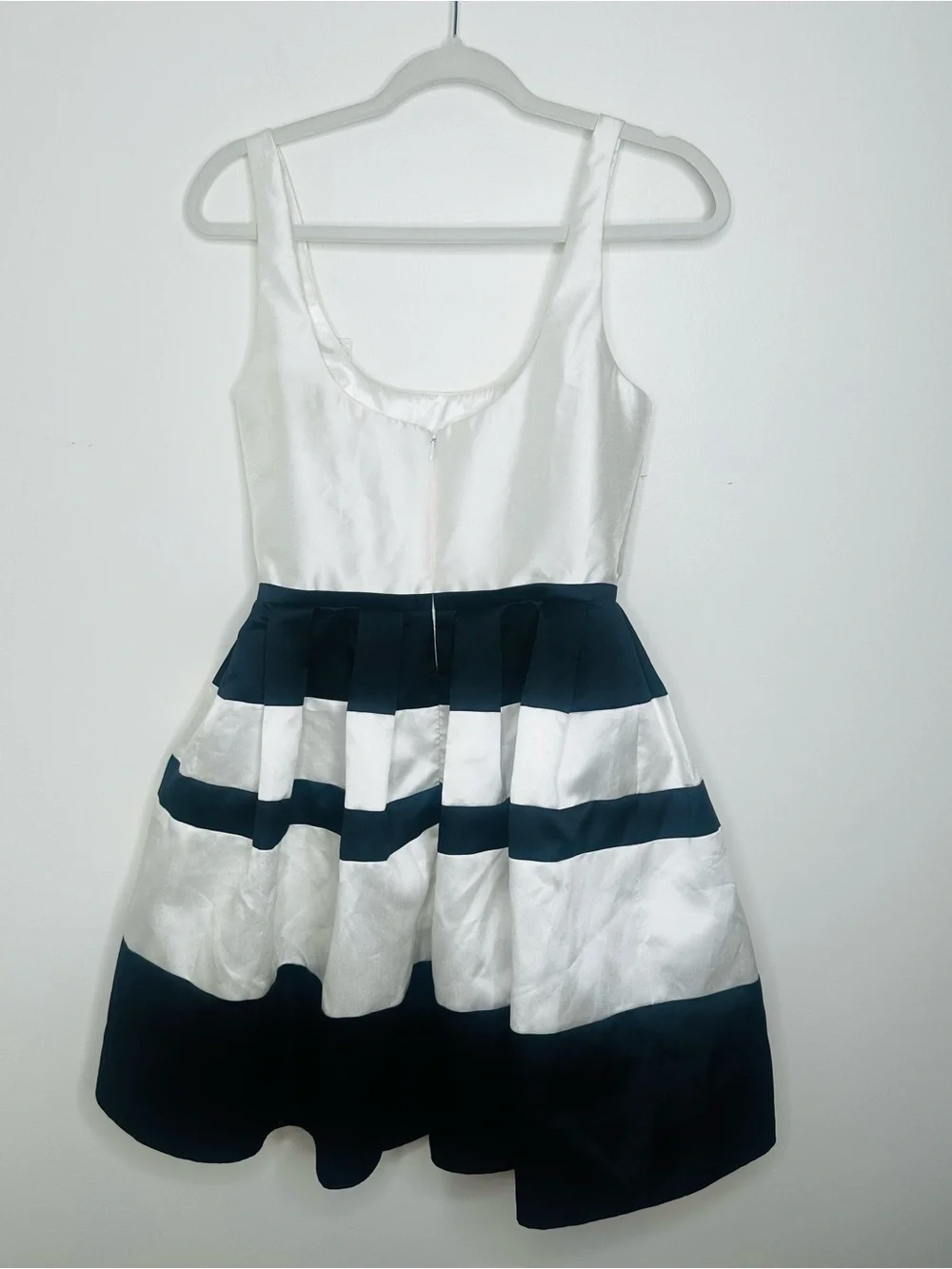 ABS by Allen Schwartz Navy & White Striped Fit & Flare Dress Size - Picture 5 of 10